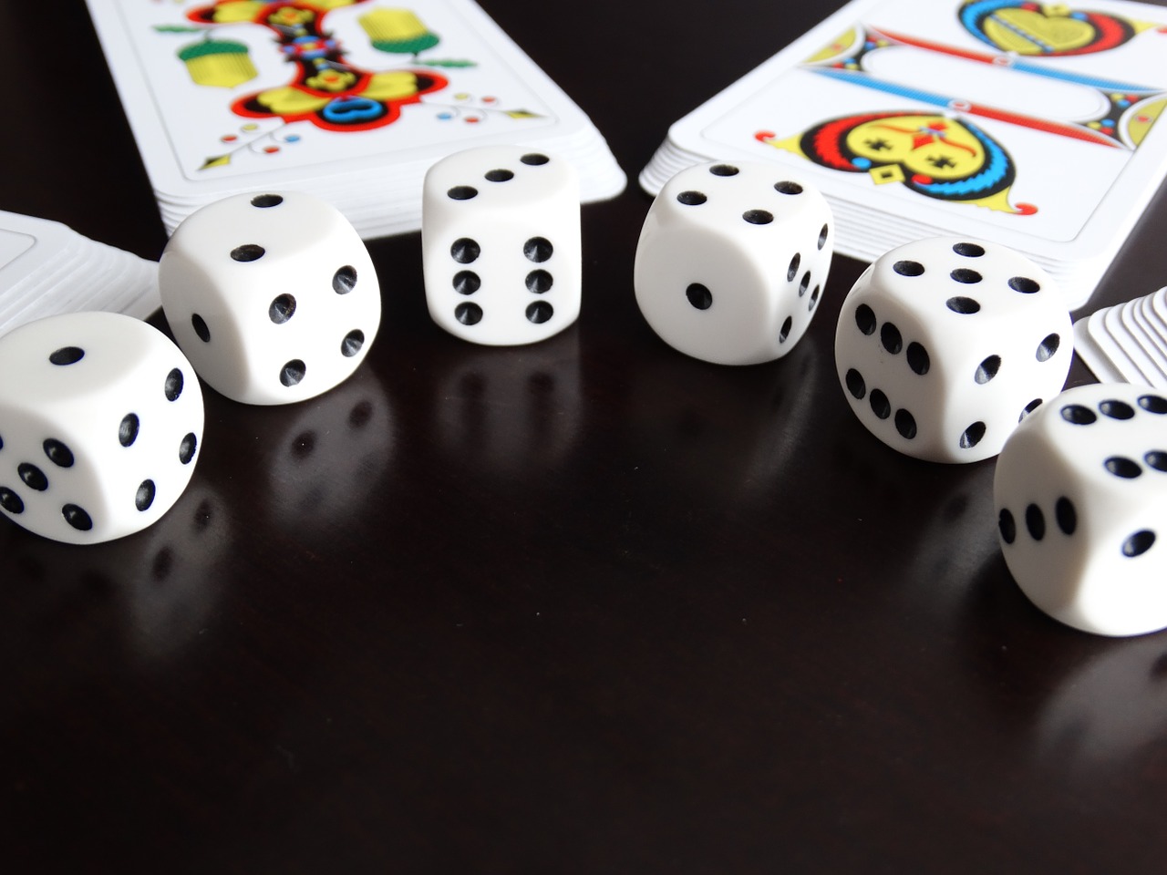How to make your gambling experience at online casinos much better